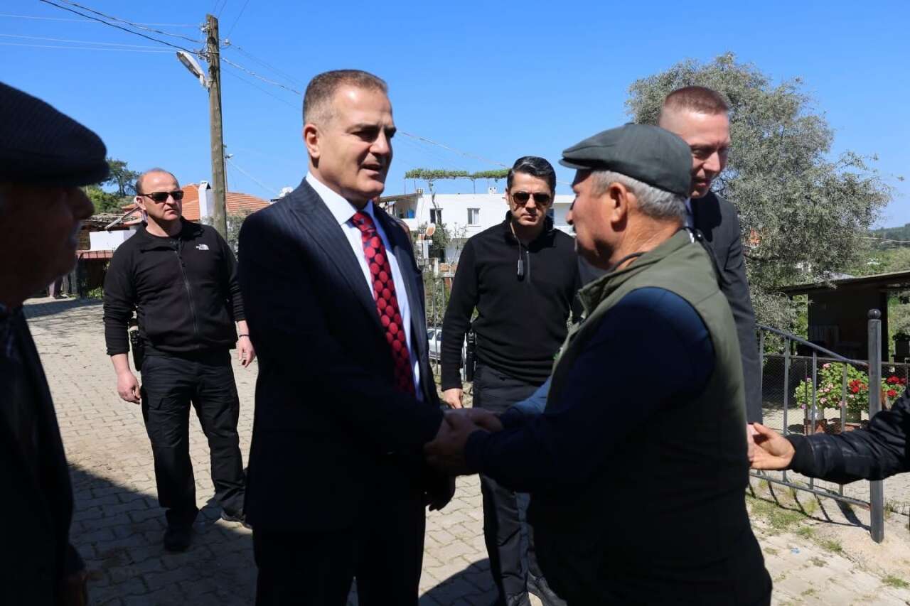 Vali Akbıyık İkizköy’de Talepleri Yerinde Dinledi 4